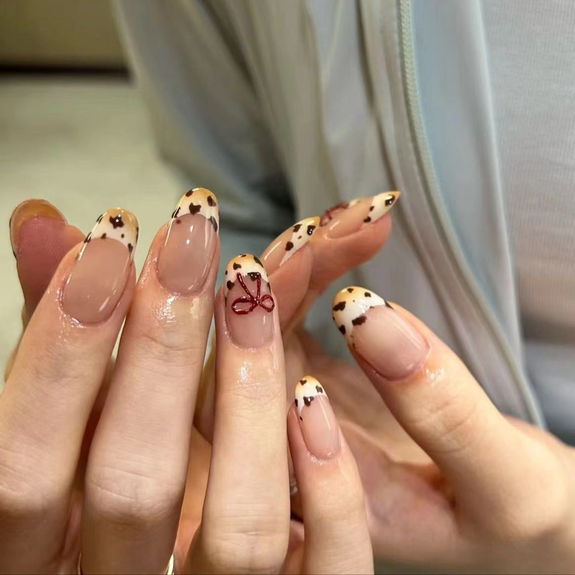10 PCS/Set Handmade Salon-Grade Gel Press-On Nails AW1008