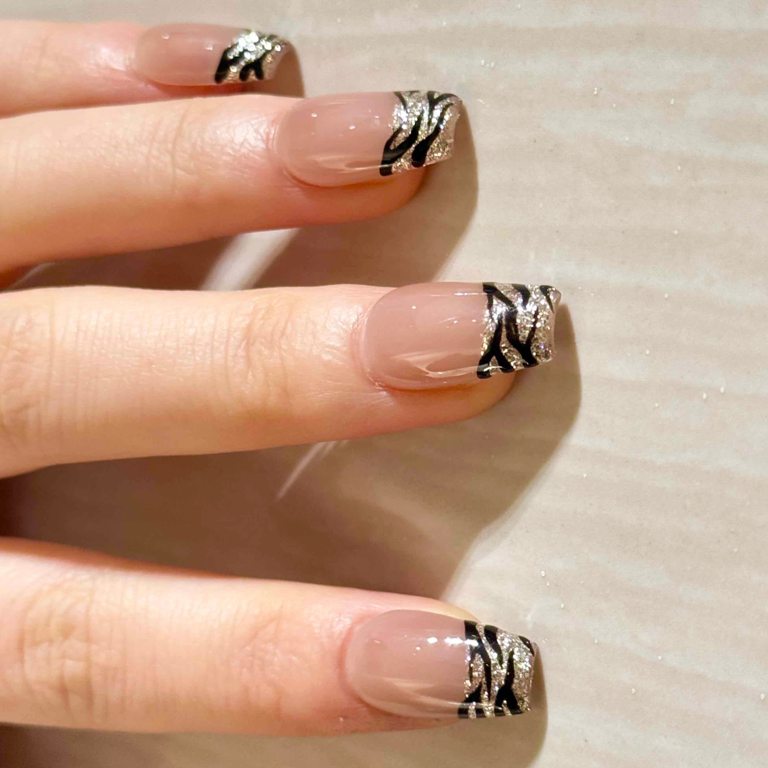 10 PCS/Set Handmade Salon-Grade Gel Press-On Nails AW1026