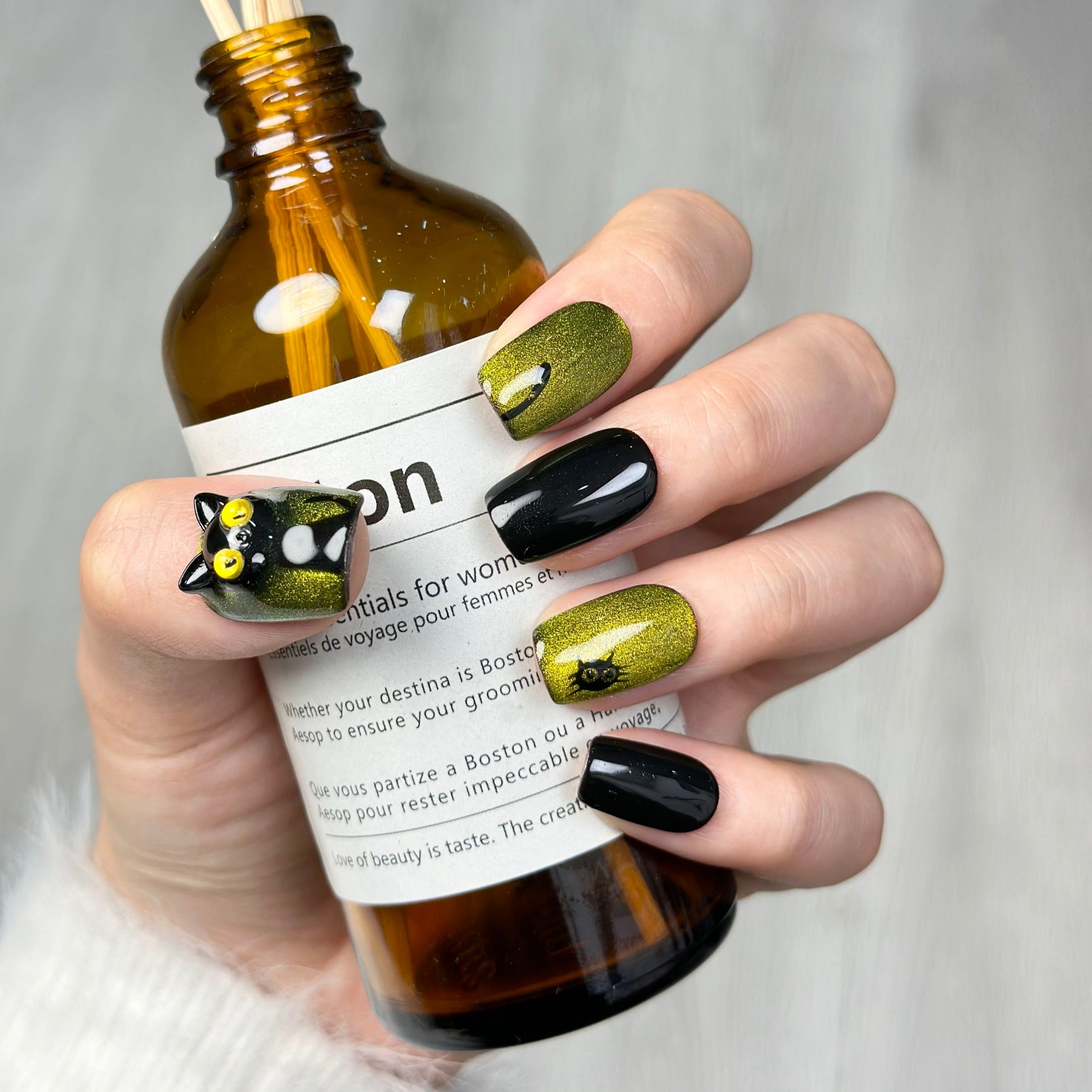 10 PCS/Set Handmade Salon-Grade Gel Press-On Nails AW1127