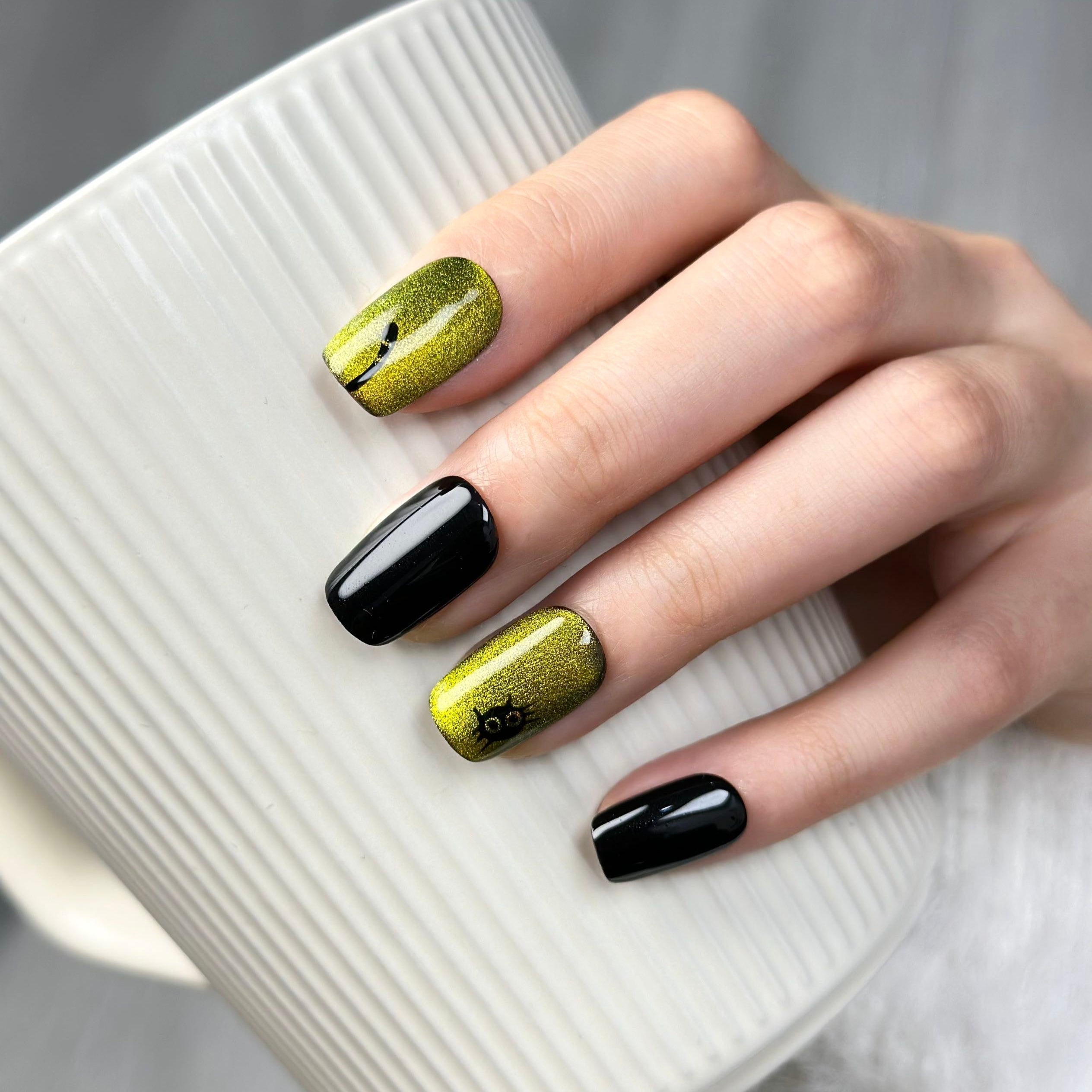 10 PCS/Set Handmade Salon-Grade Gel Press-On Nails AW1127
