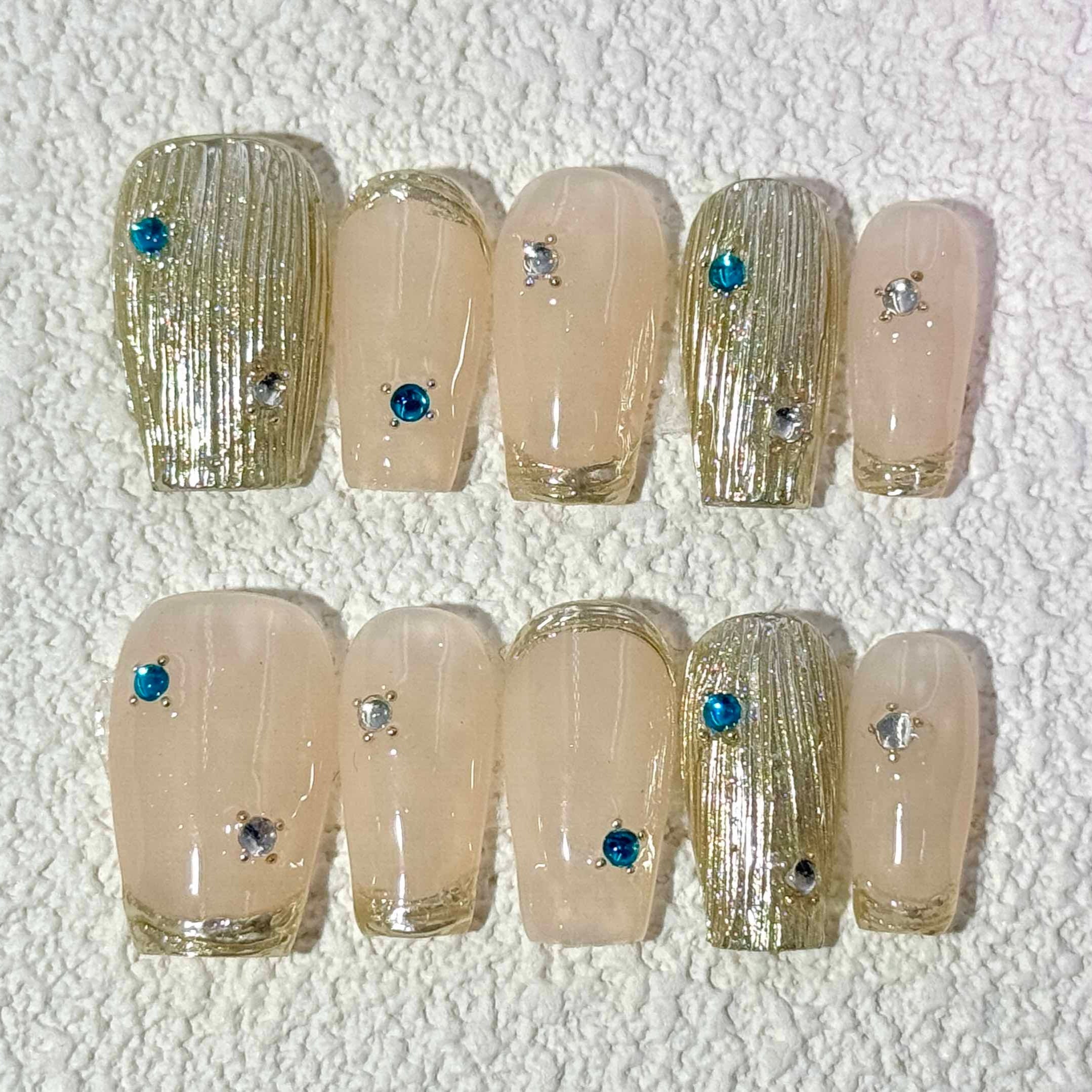 10 PCS/Set Handmade Salon-Grade Gel Press-On Nails AW1144