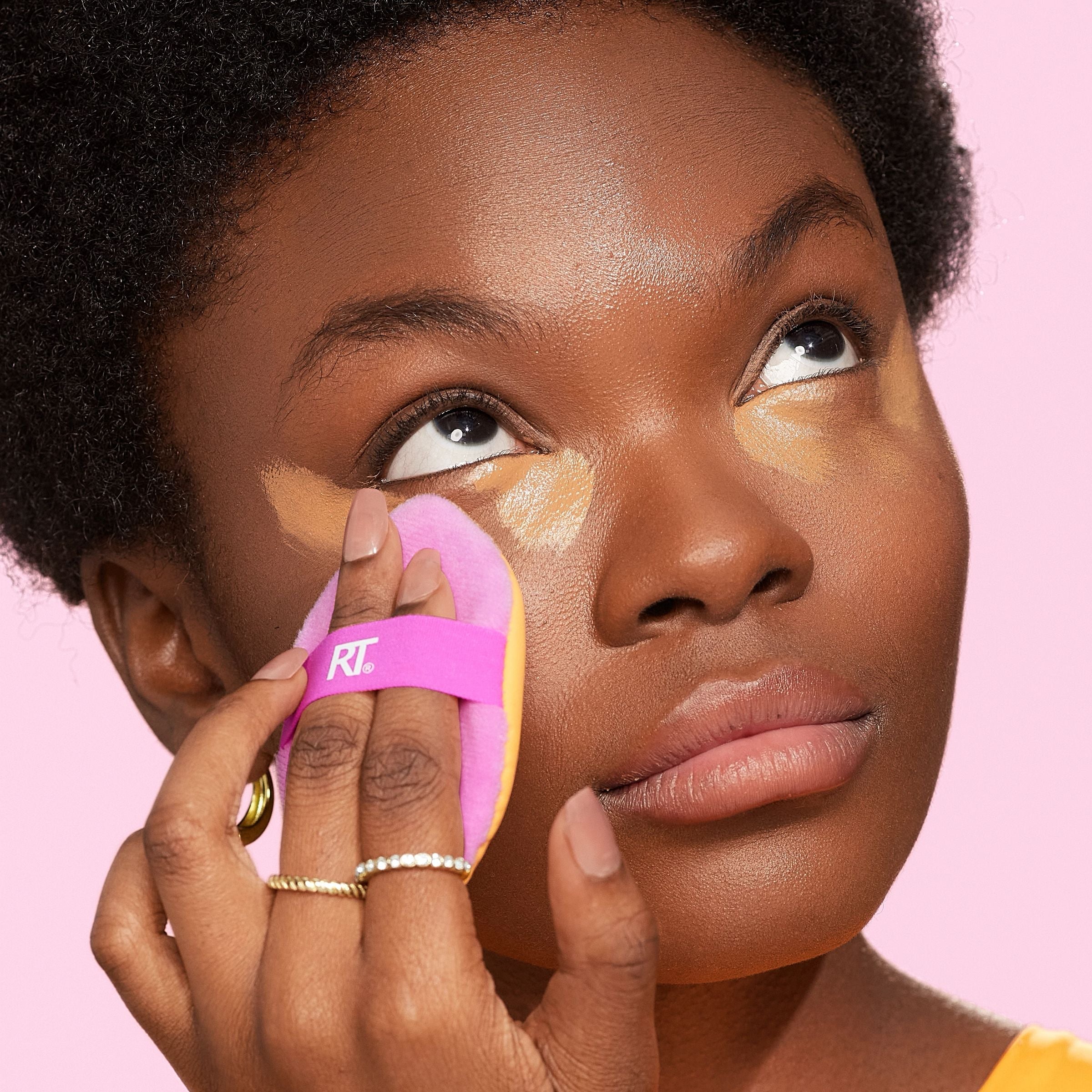 Miracle Complexion Sponge + Miracle 2-In-1 Powder Puff