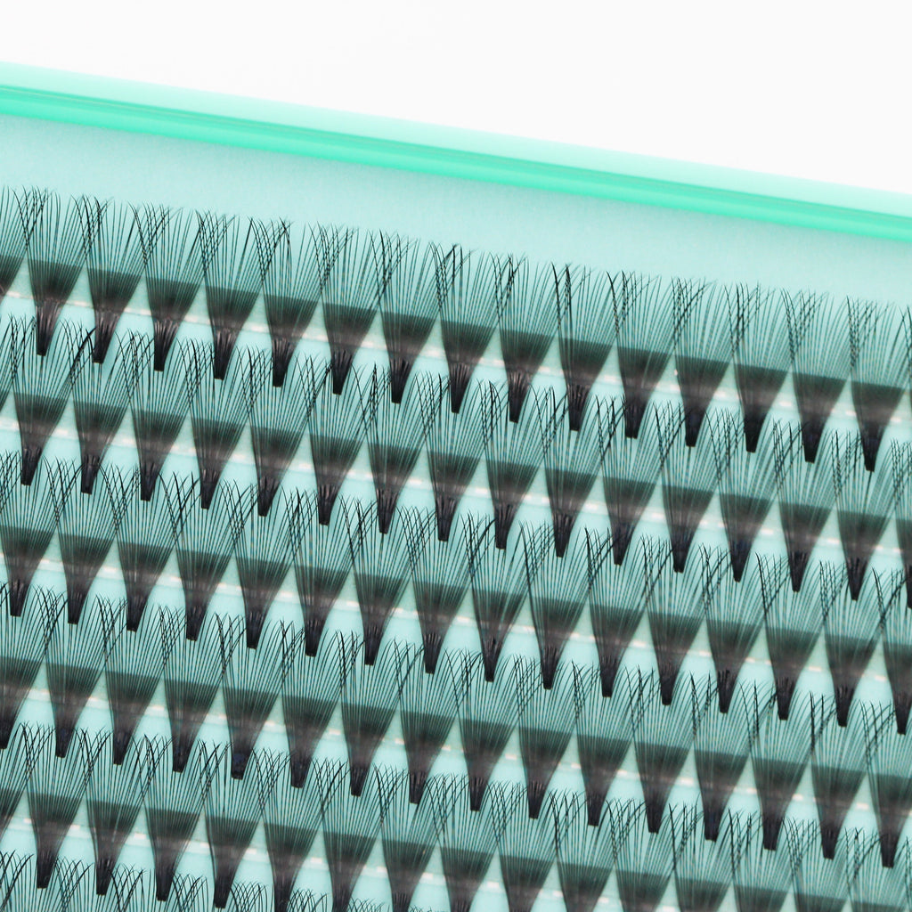 Bodermincer  20D# Color Black D Curl 0.07mm 14 Rows 240pcs Pre-made Fans Natural Extensions Individual False Eyelashes Lash Clusters 8mm/9mm/10mm/11mm/12mm/13mm/14mm/15mm/16mm/17mm/18mm to Choose