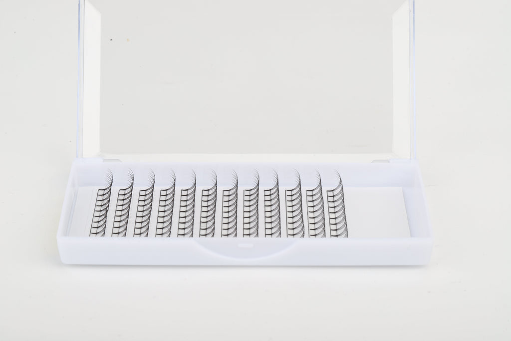 Premade Short Stem Fan Lashes 4D