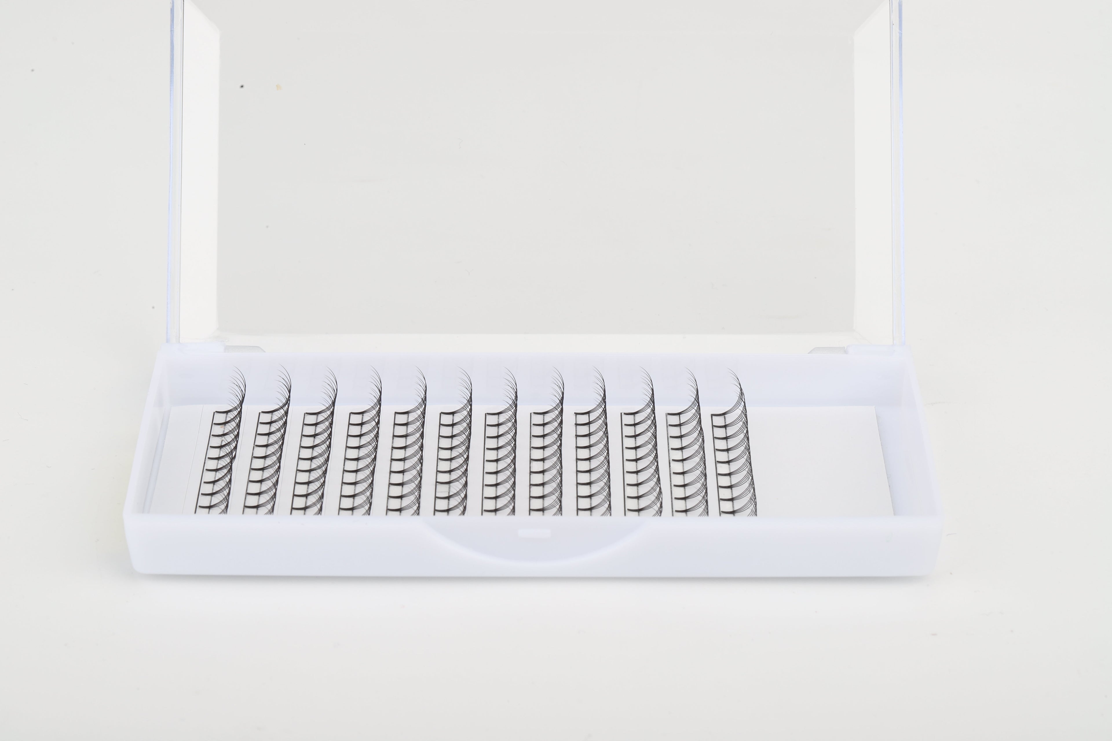 Premade Short Stem Fan Lashes 4D