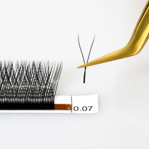 YY Lash Extensions With Private Label